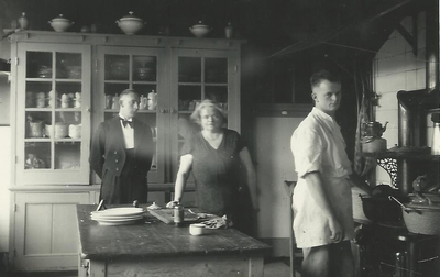 31 - Gerrit en Tonia in de keuken